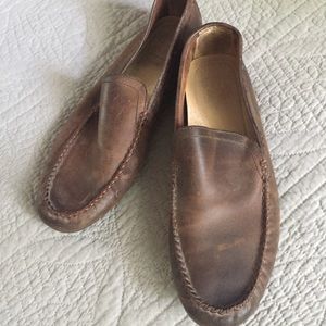 Frye Lewis Venetian loafer *gently worn* size 10